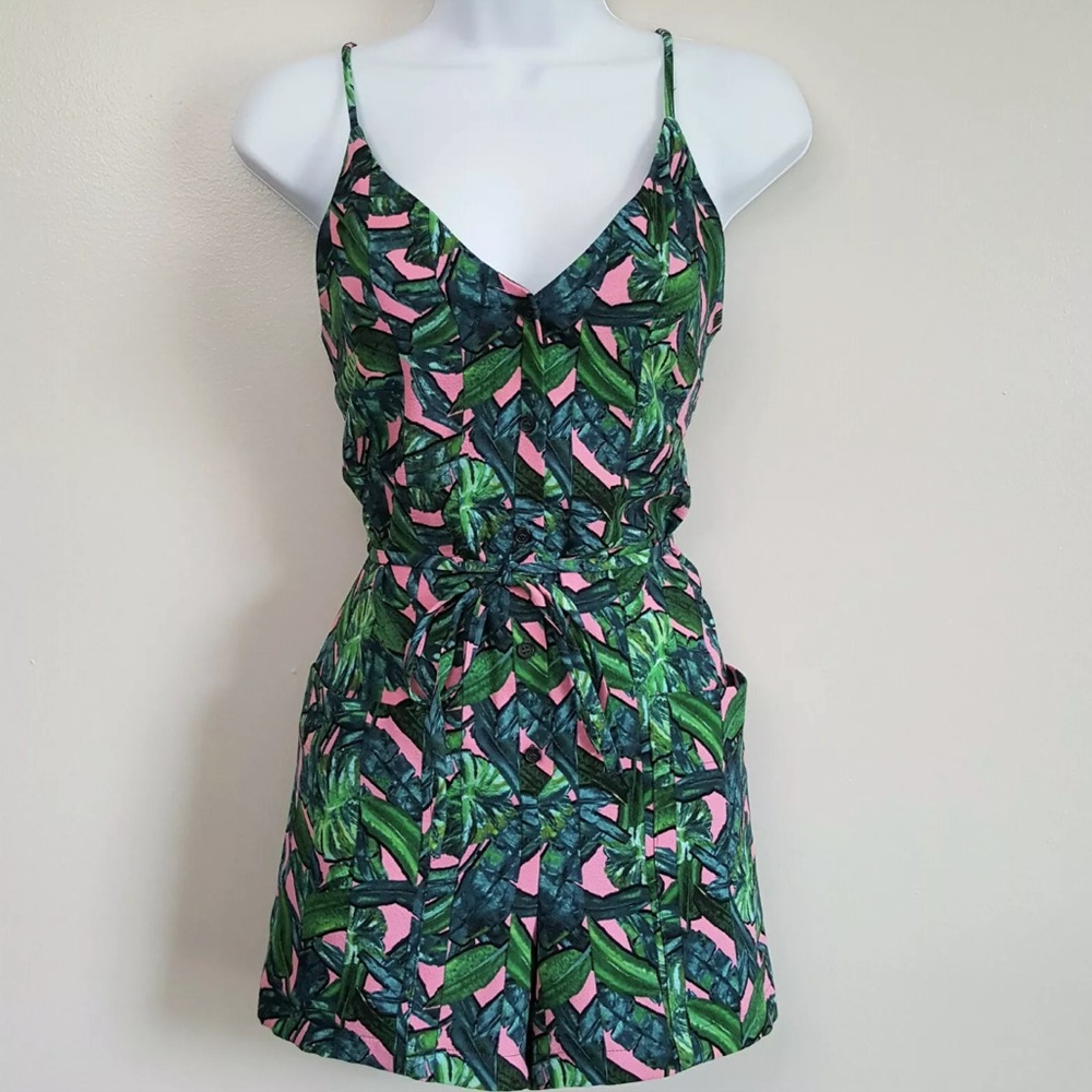 TOPSHOP TROPICAL ROMPER 🌴🌸